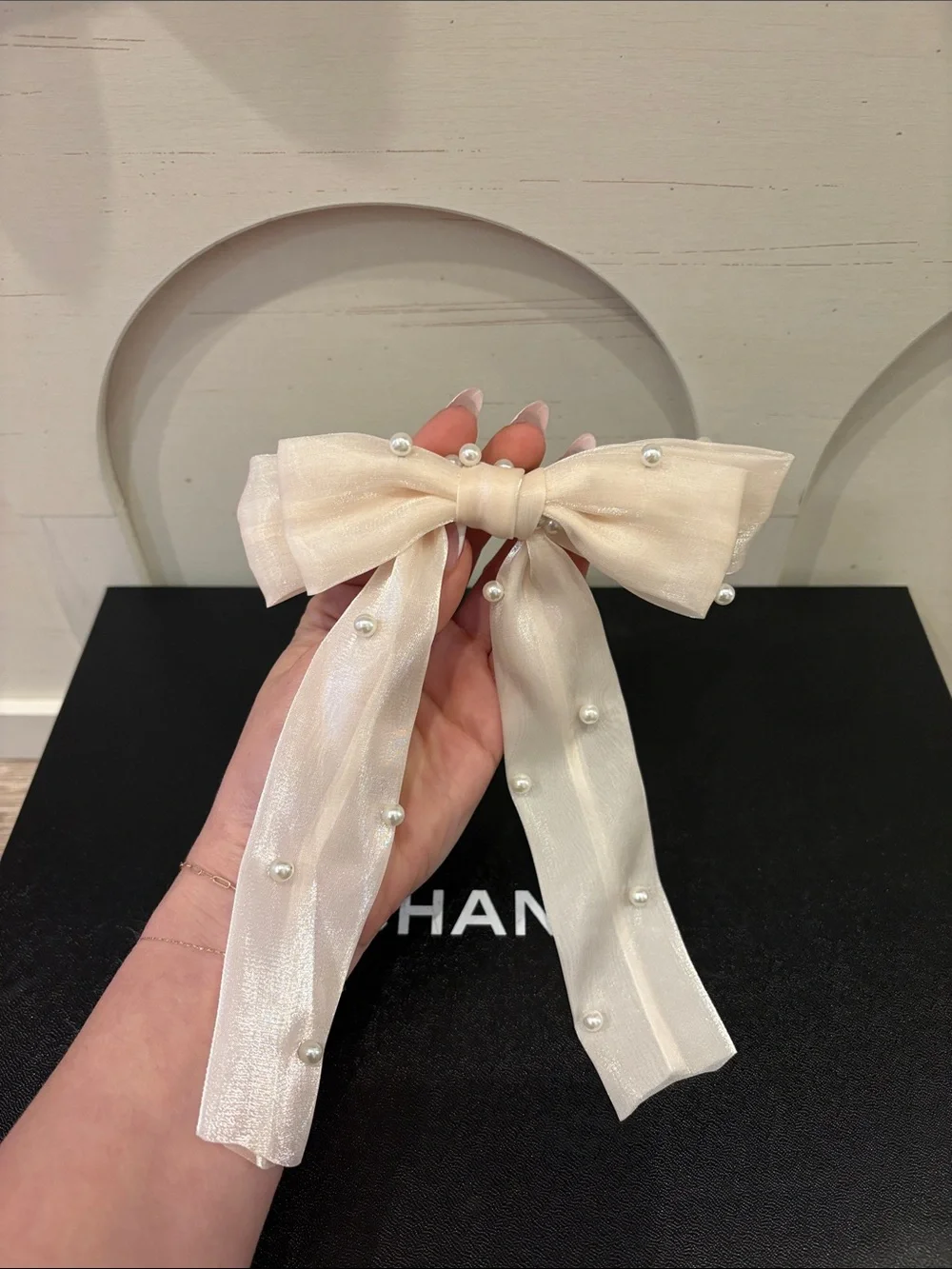 Pearly headband and hair bow set